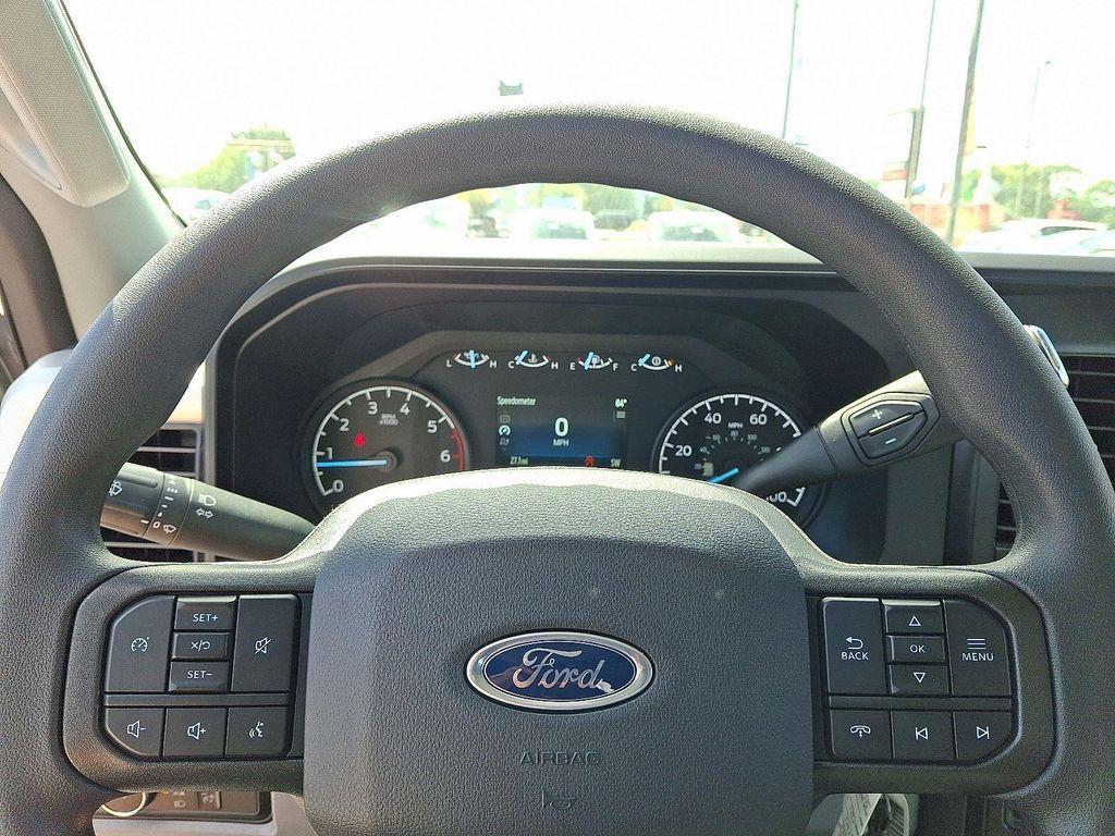 new 2025 Ford F-250 car, priced at $46,097