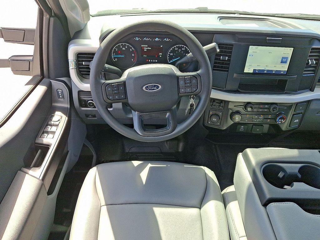 new 2025 Ford F-250 car, priced at $46,097