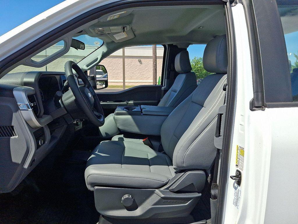 new 2025 Ford F-250 car, priced at $46,097