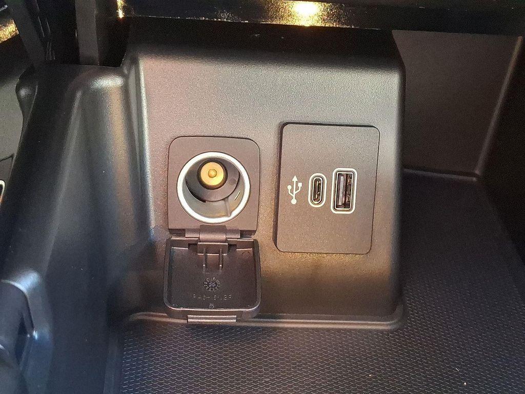 new 2025 Ford Explorer car, priced at $55,706