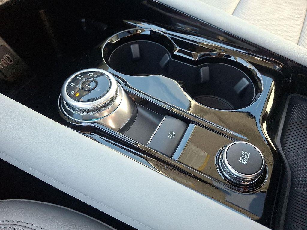 new 2025 Ford Explorer car, priced at $55,706