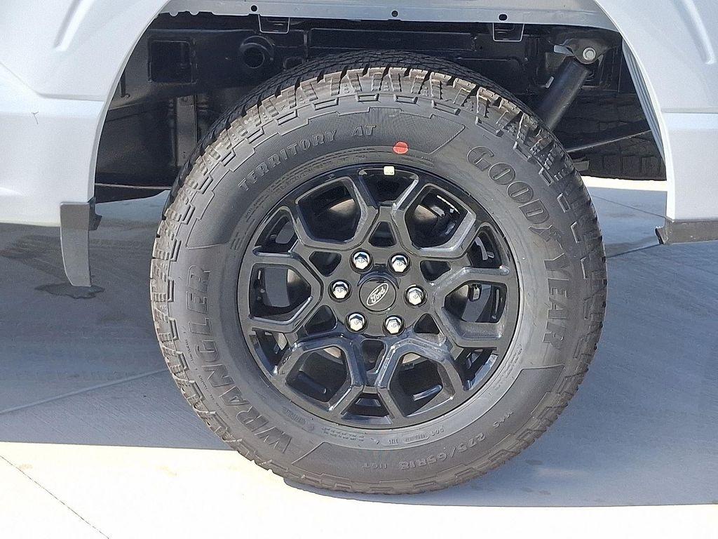 new 2025 Ford F-150 car, priced at $47,054