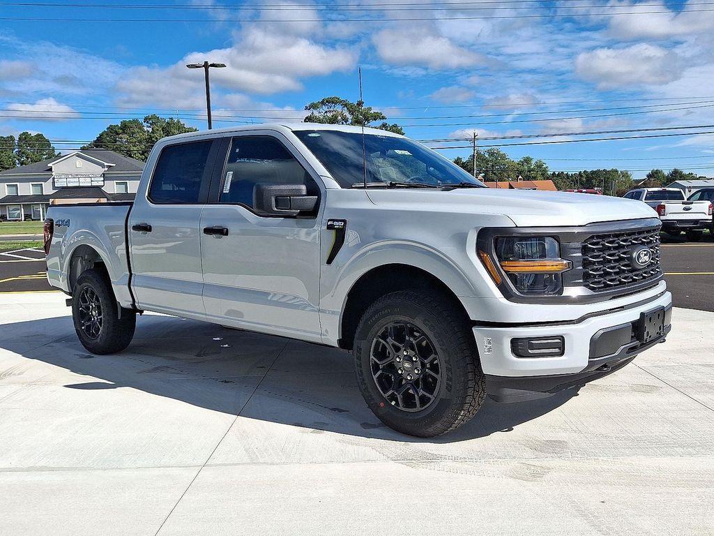 new 2025 Ford F-150 car, priced at $47,054