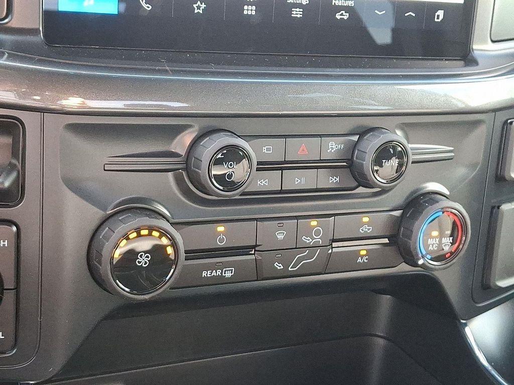 new 2025 Ford F-150 car, priced at $47,054