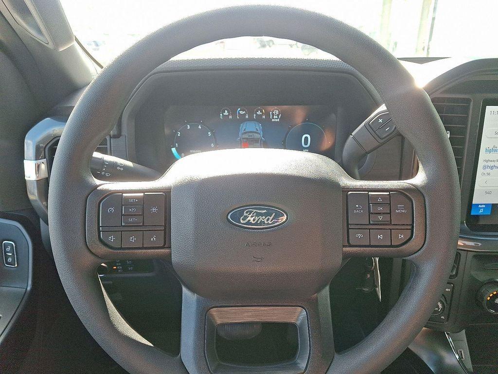 new 2025 Ford F-150 car, priced at $47,054