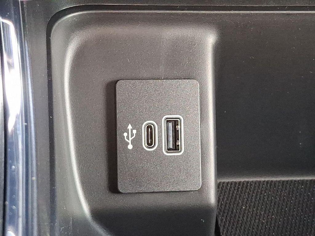 new 2025 Ford F-150 car, priced at $47,054