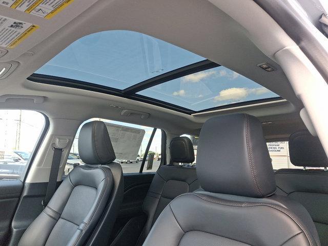 new 2025 Lincoln Aviator car, priced at $61,812