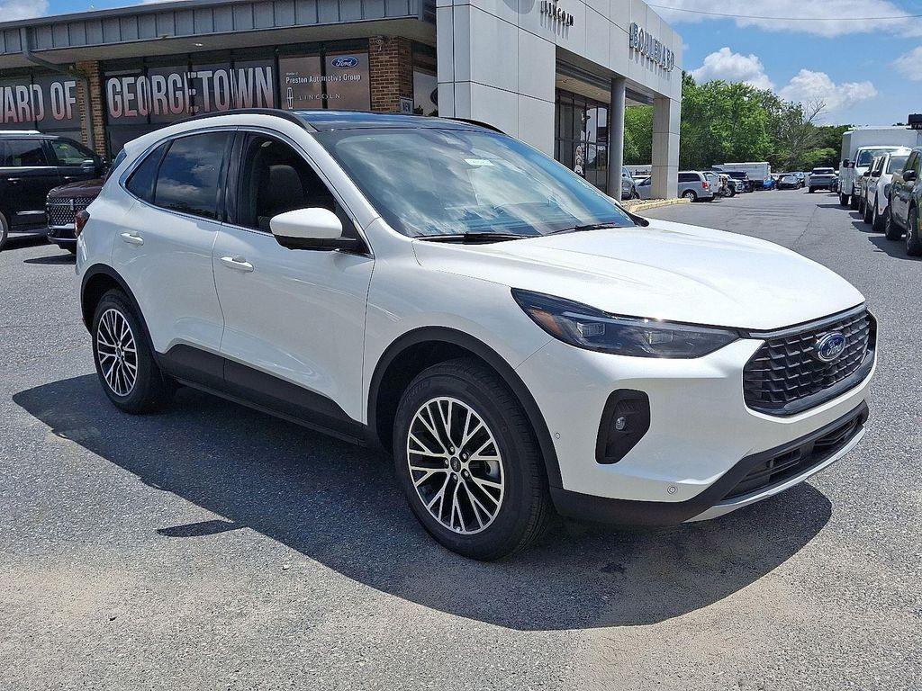new 2024 Ford Escape PHEV car, priced at $43,335