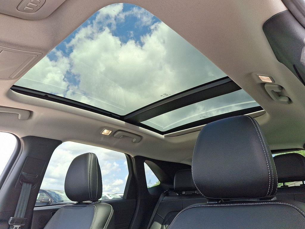 new 2024 Ford Escape PHEV car, priced at $43,335