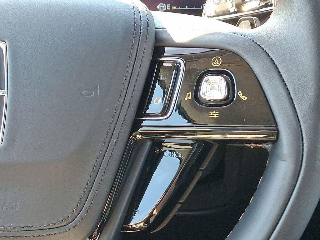 new 2025 Lincoln Aviator car, priced at $68,901