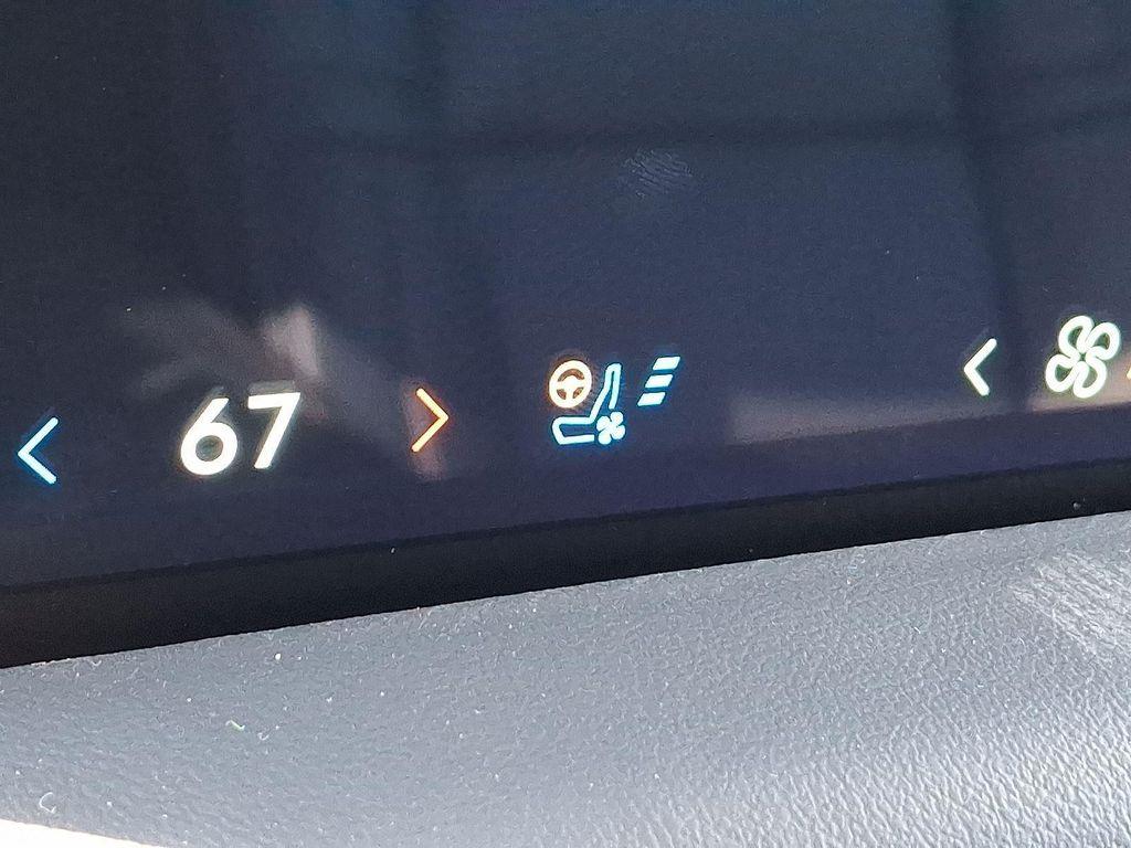 new 2025 Lincoln Aviator car, priced at $68,901