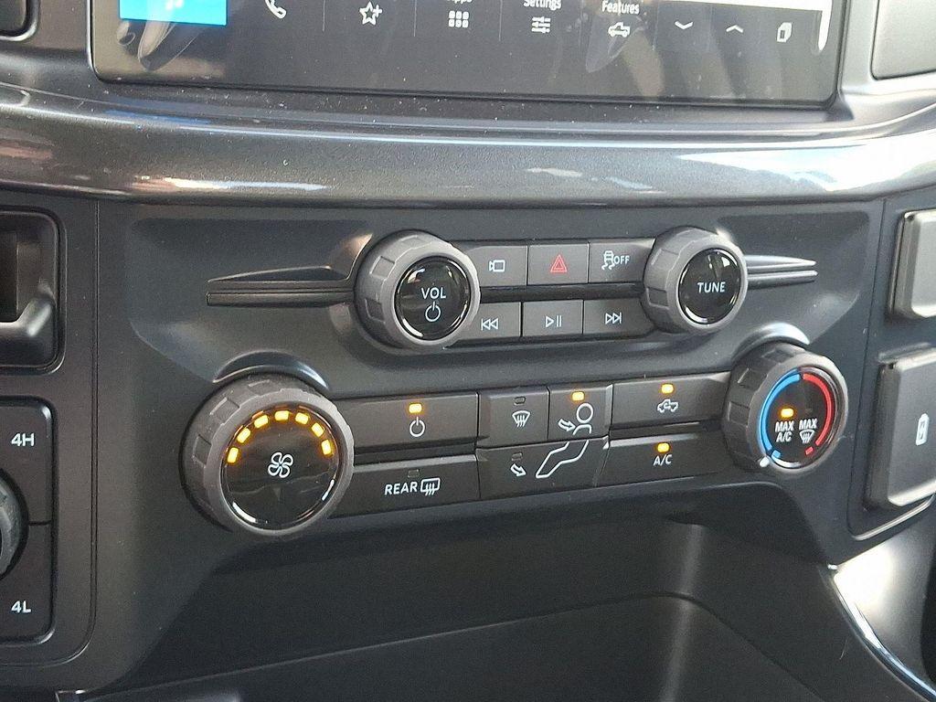 new 2025 Ford F-150 car, priced at $49,738