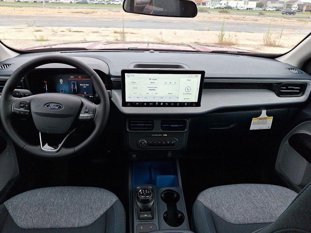 new 2025 Ford Maverick car, priced at $32,272