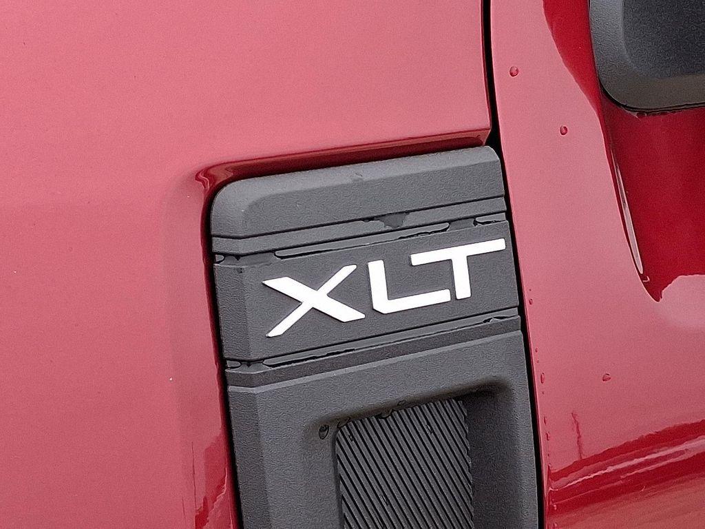 new 2025 Ford Maverick car, priced at $32,272