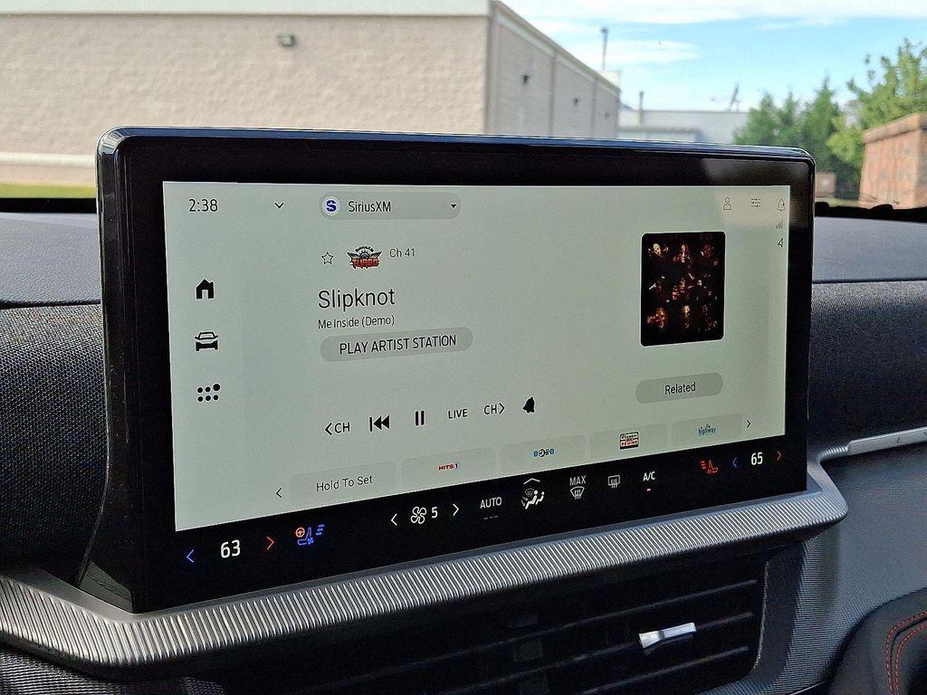 new 2025 Ford Explorer car, priced at $57,568