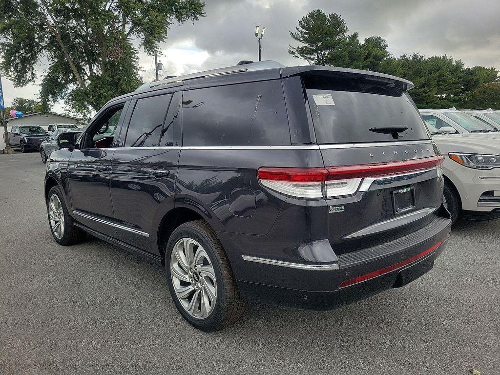 new 2024 Lincoln Navigator car, priced at $91,558