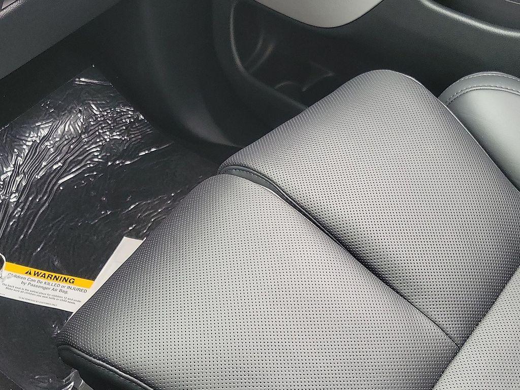 new 2024 Lincoln Navigator car, priced at $91,558