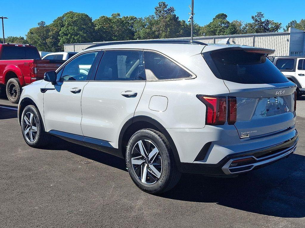 used 2023 Kia Sorento car, priced at $27,637
