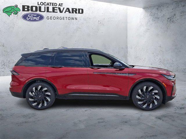used 2025 Lincoln Nautilus car, priced at $58,936