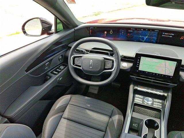 used 2025 Lincoln Nautilus car, priced at $58,936