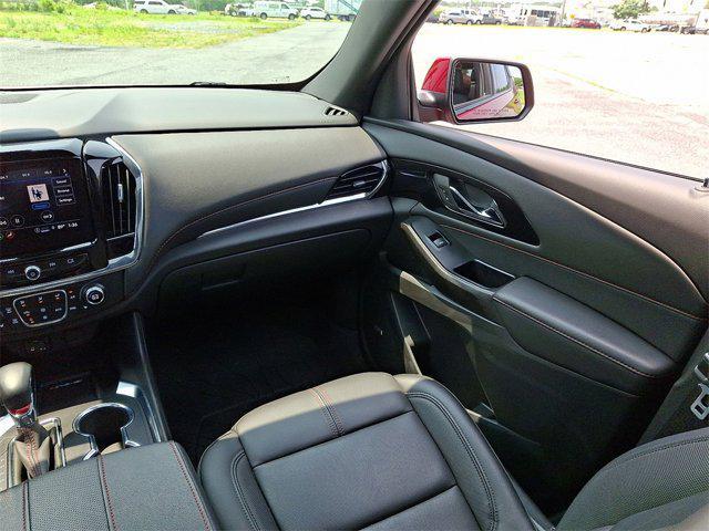 used 2023 Chevrolet Traverse car, priced at $40,500