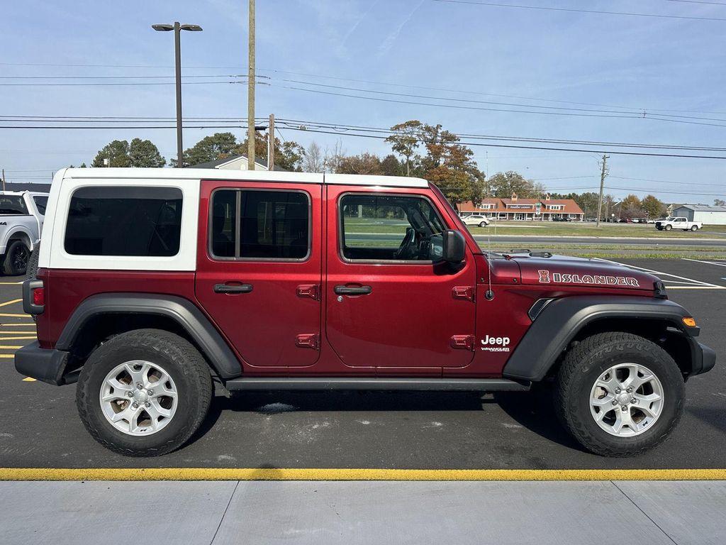 used 2021 Jeep Wrangler Unlimited car, priced at $33,121