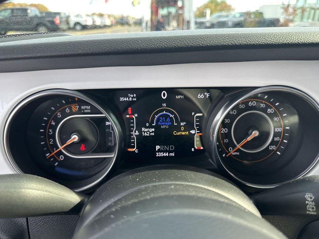 used 2021 Jeep Wrangler Unlimited car, priced at $33,121