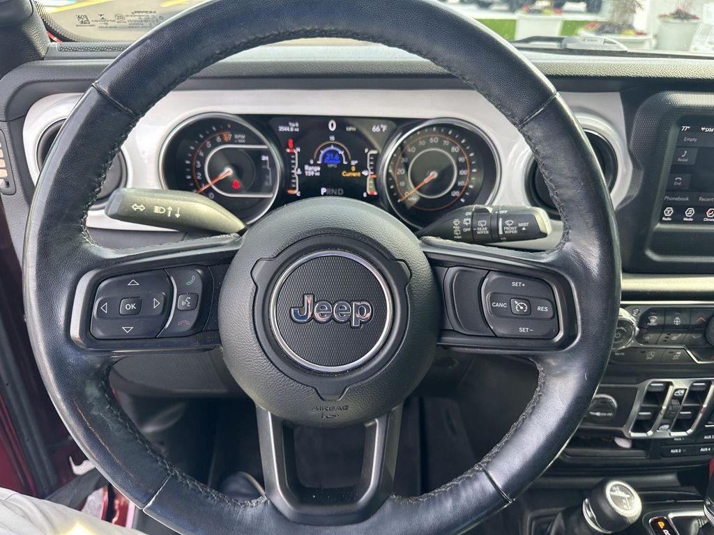 used 2021 Jeep Wrangler Unlimited car, priced at $33,121