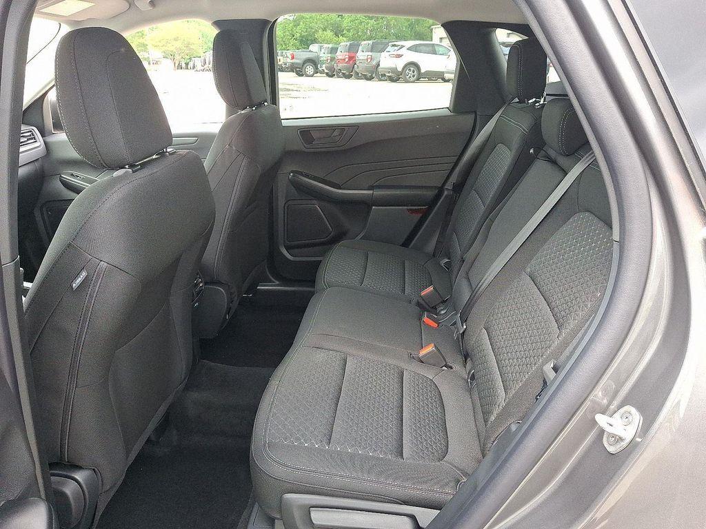 new 2025 Ford Escape car, priced at $25,752