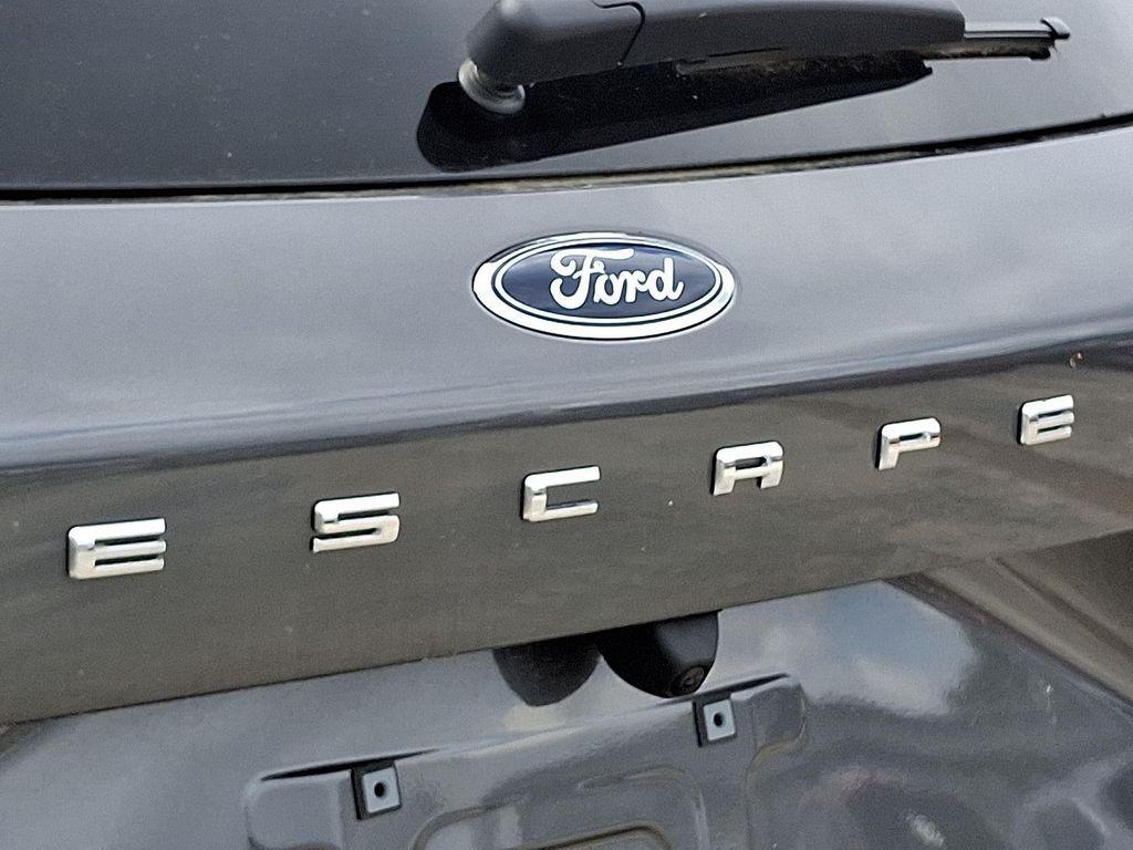 new 2025 Ford Escape car, priced at $25,752