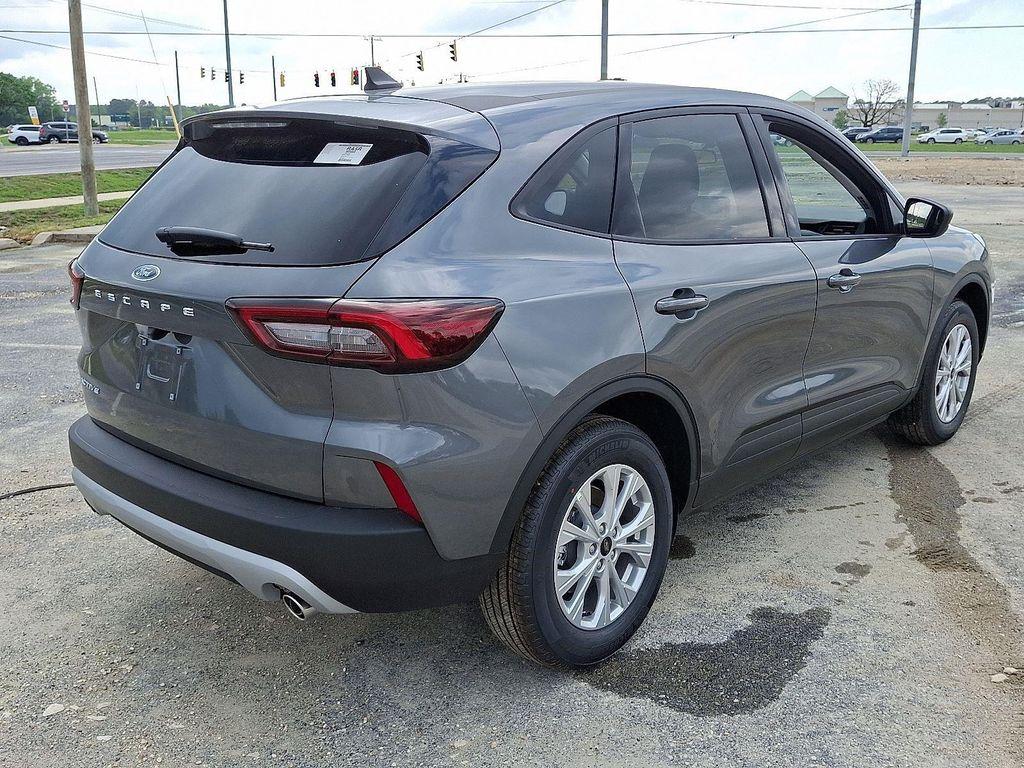 new 2025 Ford Escape car, priced at $25,752