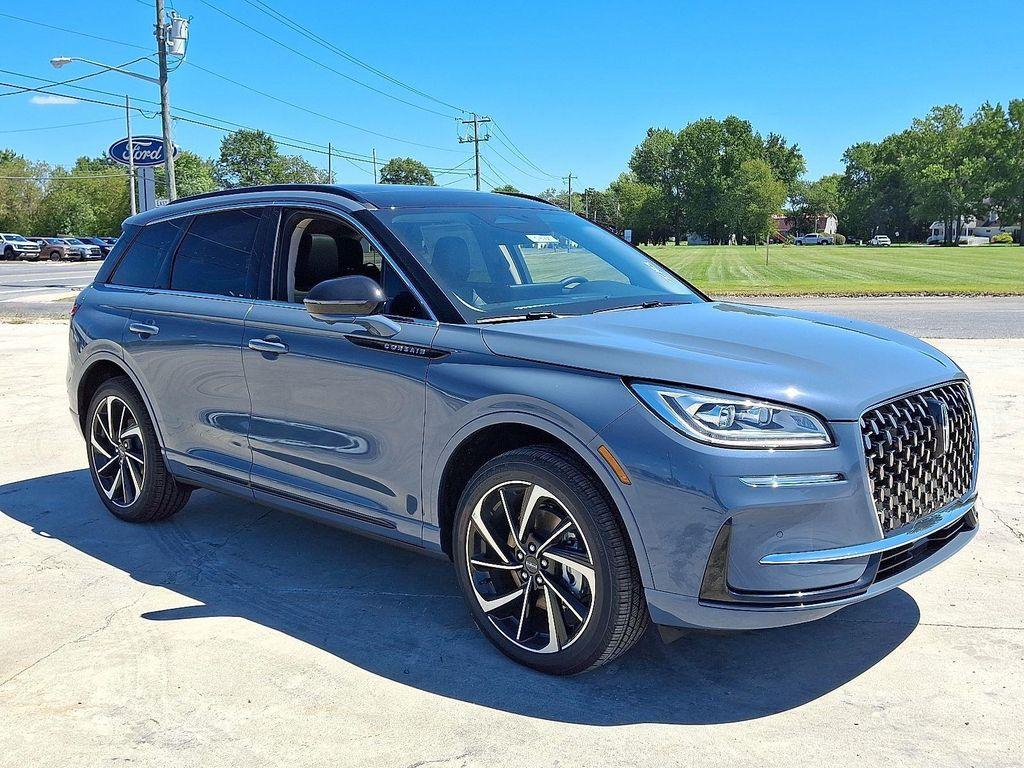 new 2025 Lincoln Corsair car, priced at $58,368