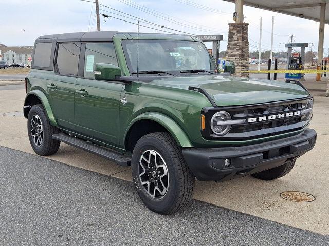 new 2024 Ford Bronco car, priced at $50,908