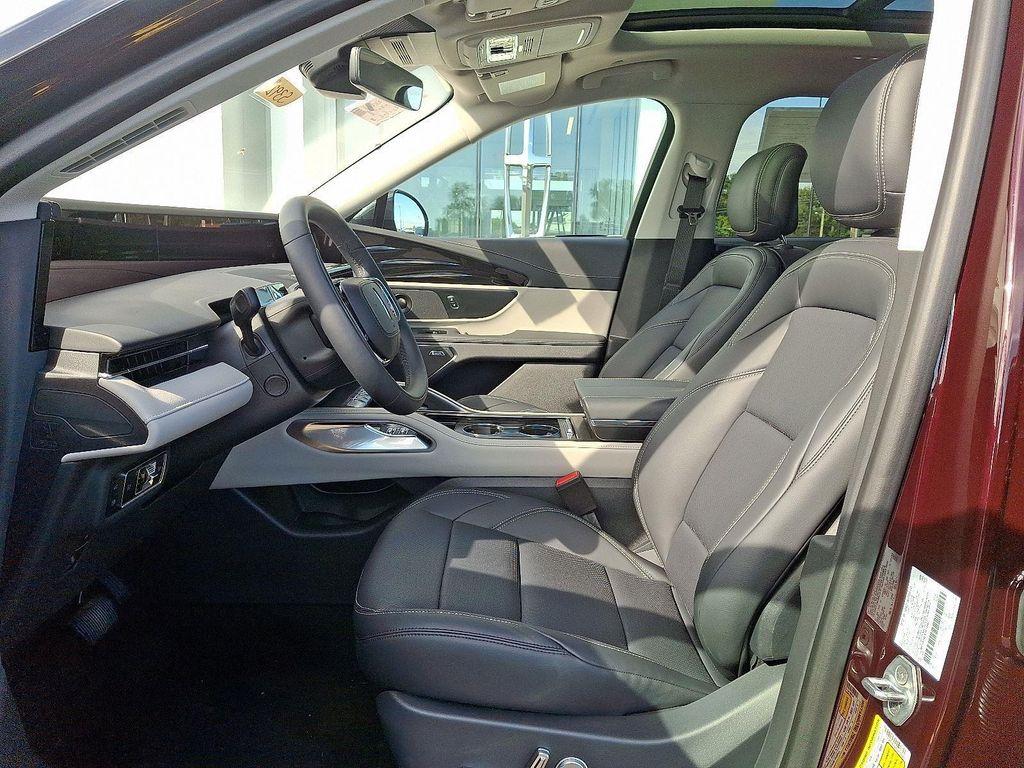 new 2025 Lincoln Nautilus car, priced at $61,267