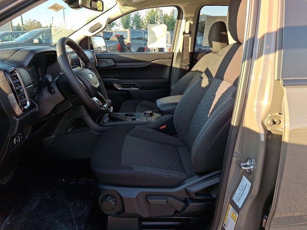 new 2025 Ford Ranger car, priced at $40,393