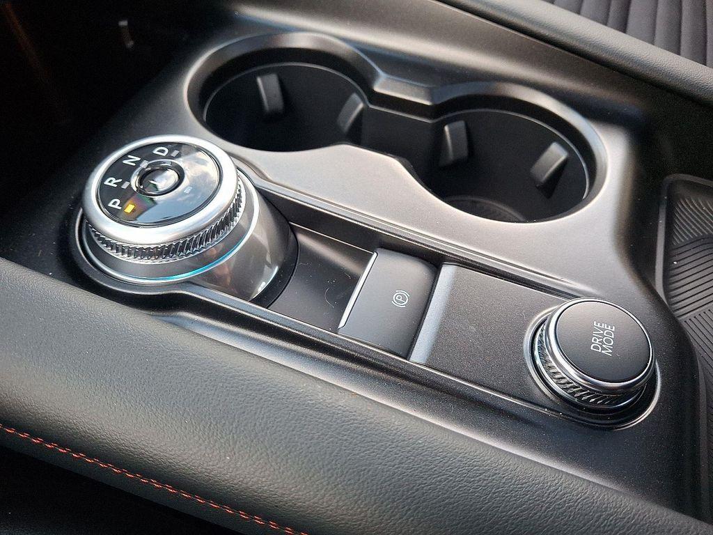 new 2025 Ford Explorer car, priced at $47,826