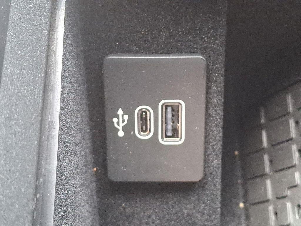 new 2025 Lincoln Navigator car, priced at $122,835