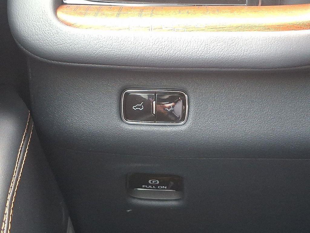 new 2025 Lincoln Navigator car, priced at $122,835