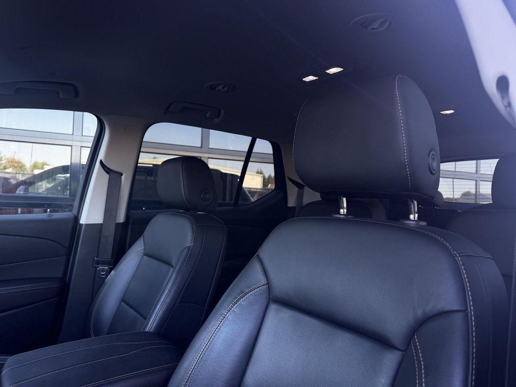 used 2021 Chevrolet Traverse car, priced at $29,000