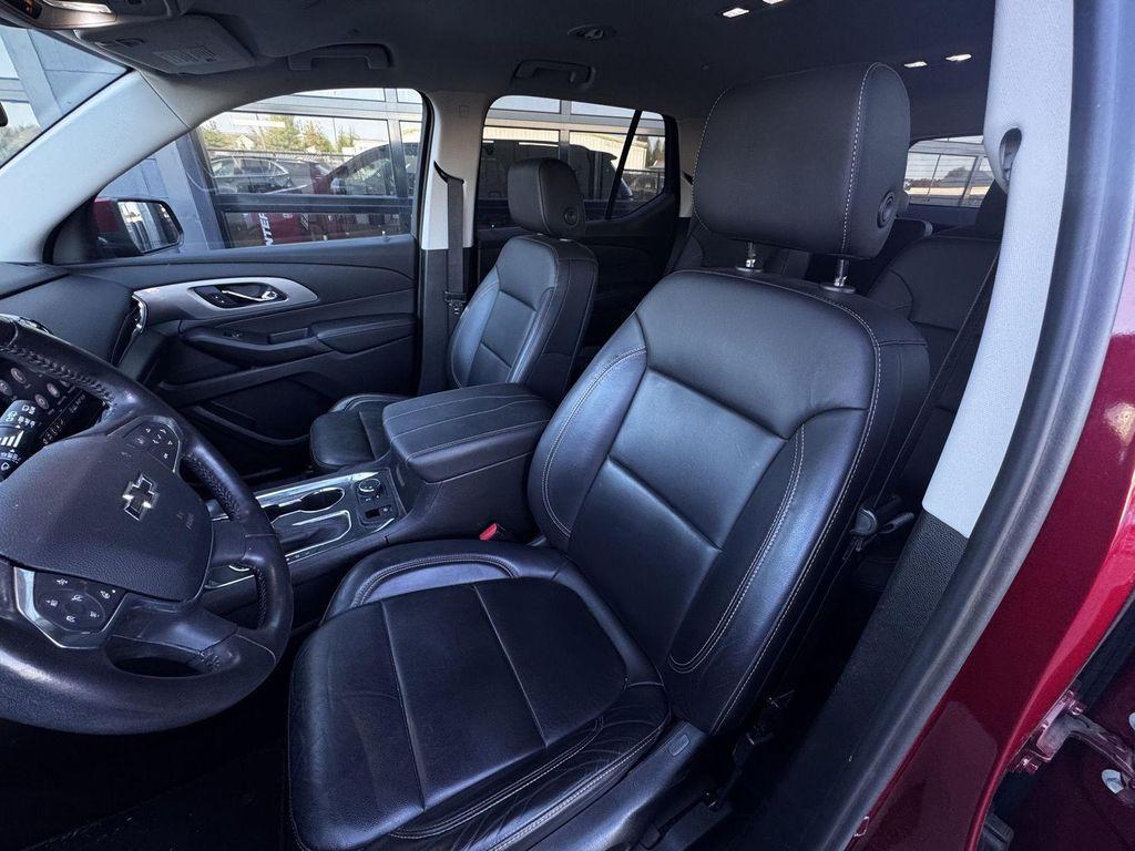 used 2021 Chevrolet Traverse car, priced at $29,000