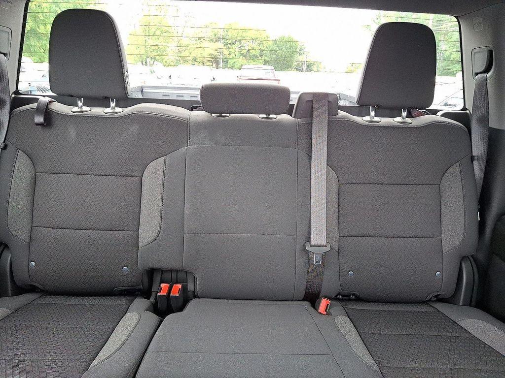 used 2024 Chevrolet Silverado 1500 car, priced at $40,195