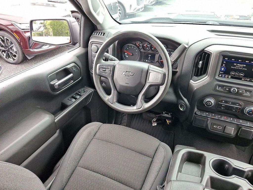 used 2024 Chevrolet Silverado 1500 car, priced at $40,195