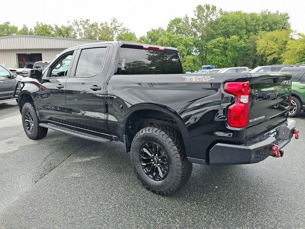 used 2024 Chevrolet Silverado 1500 car, priced at $40,195