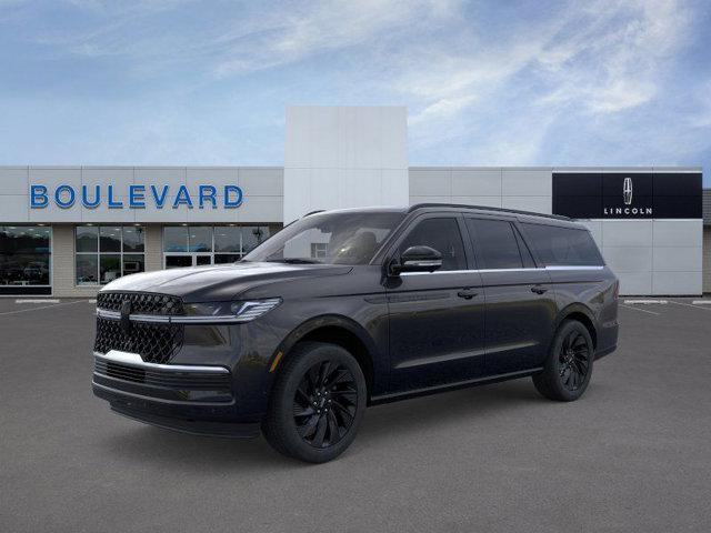 new 2025 Lincoln Navigator car, priced at $109,675
