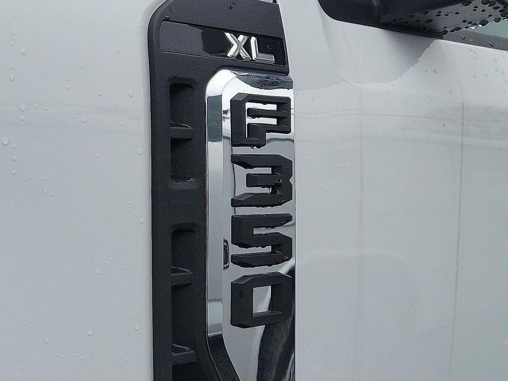 new 2024 Ford F-350 car, priced at $63,130