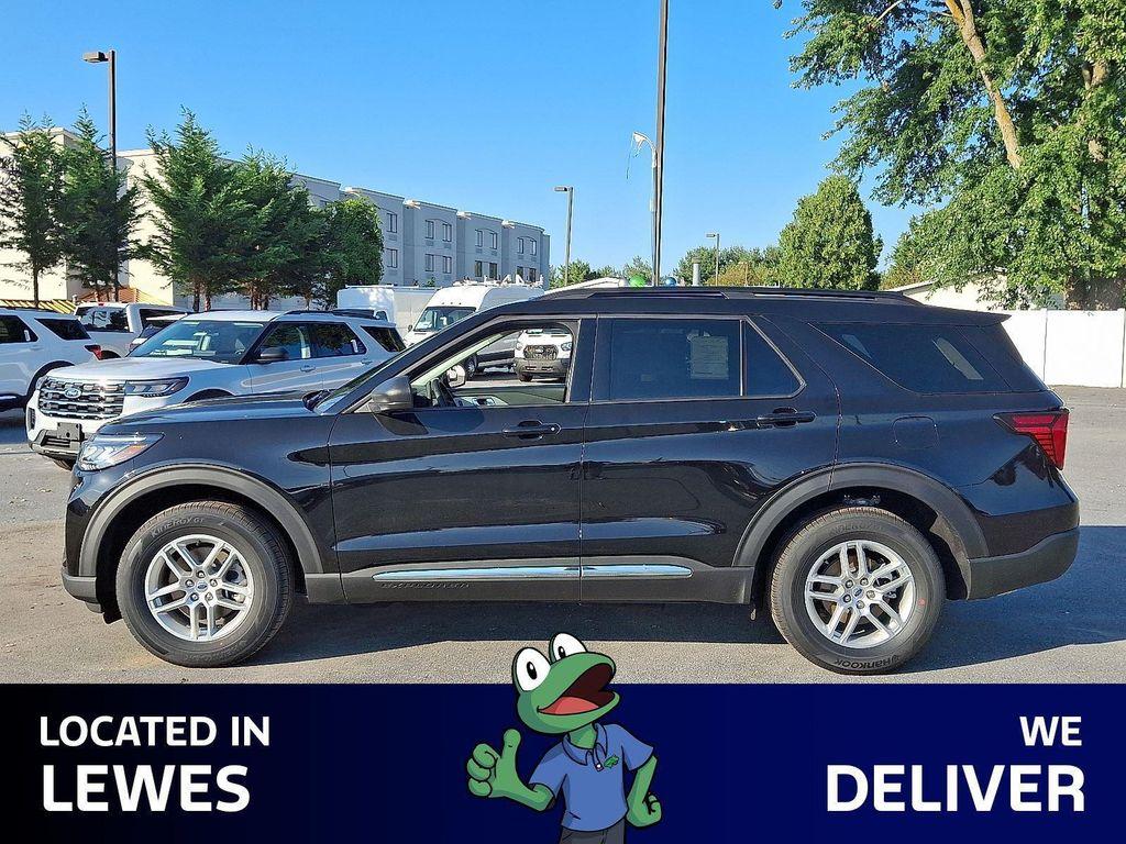 new 2025 Ford Explorer car, priced at $40,761