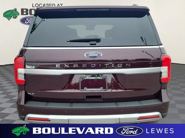 new 2024 Ford Expedition car, priced at $69,213
