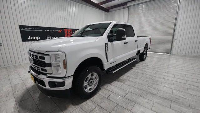 new 2025 Ford F-350 car, priced at $69,040
