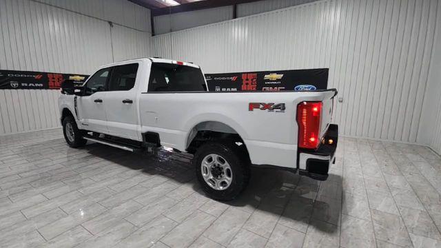 new 2025 Ford F-350 car, priced at $69,040