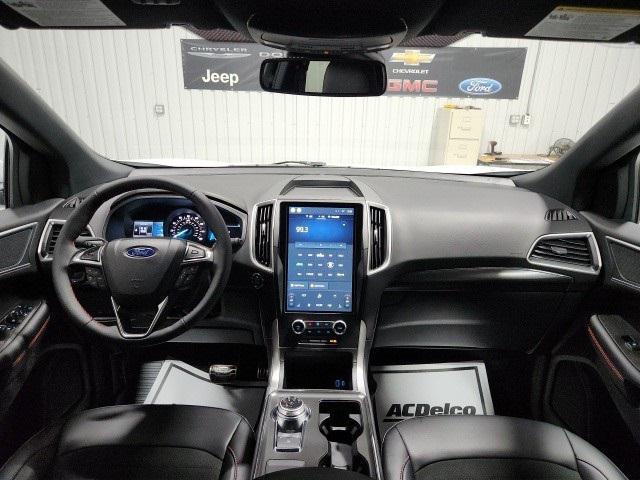 new 2024 Ford Edge car, priced at $36,106